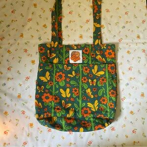 Big Bud Press Everyday Tote in Butterfly print
